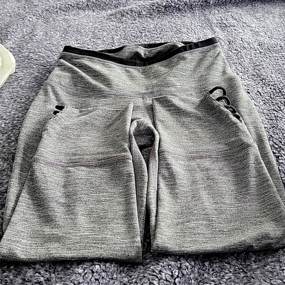 PrAna Capri leggings.  SizeXS.  In grey and black